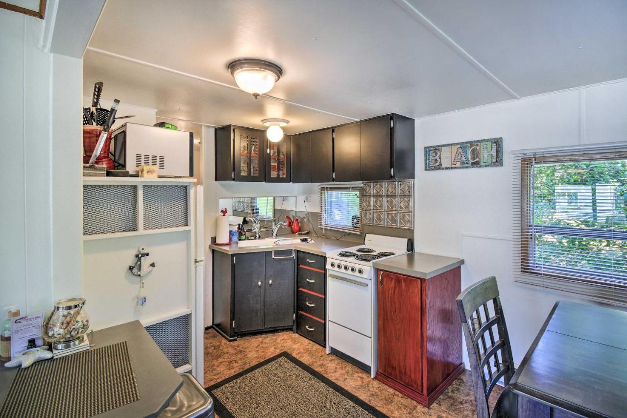 Coastal Pnw Gem With Hot Tub - Walk To Beach! Grayland Buitenkant foto