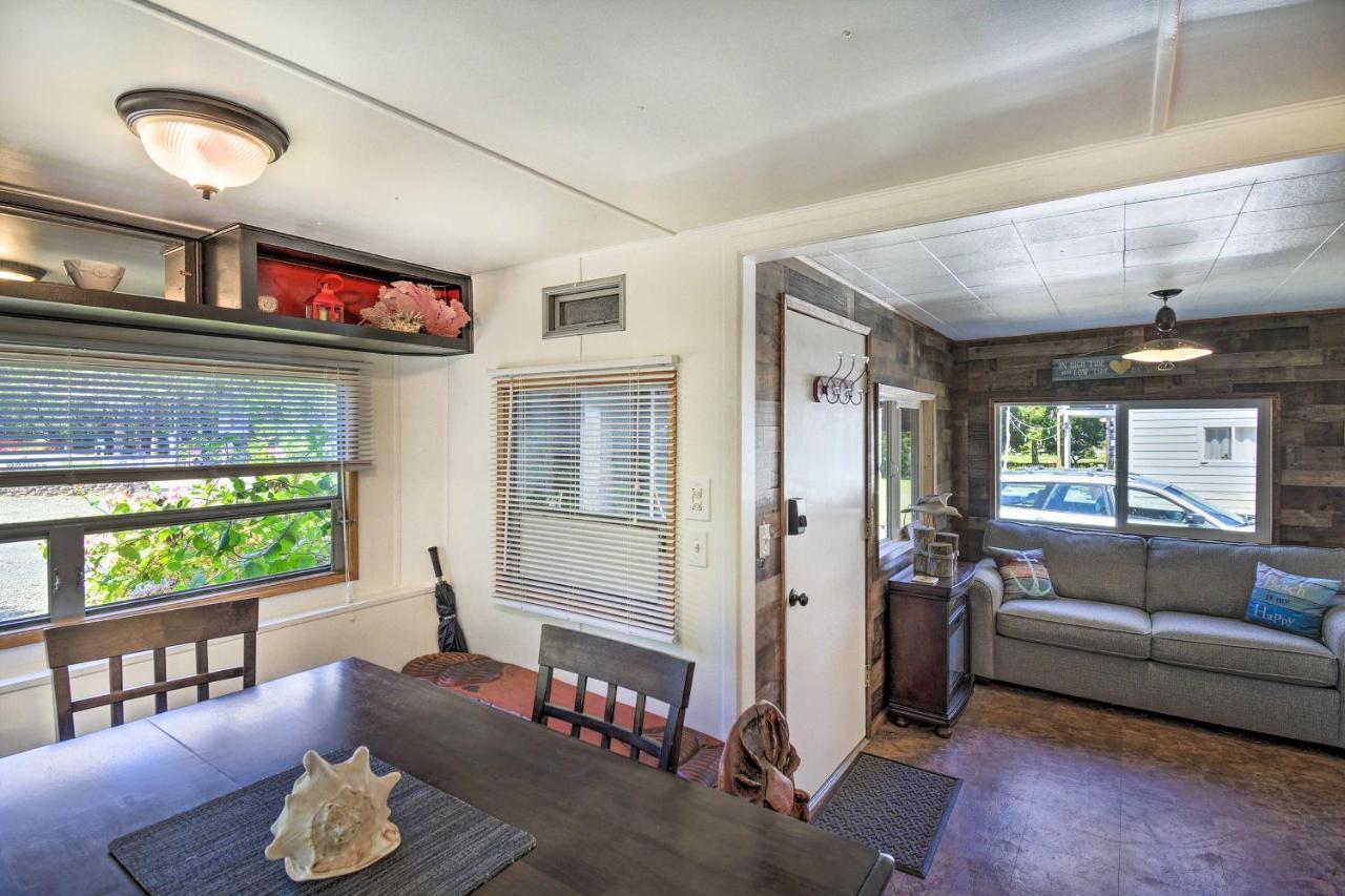 Coastal Pnw Gem With Hot Tub - Walk To Beach! Grayland Buitenkant foto